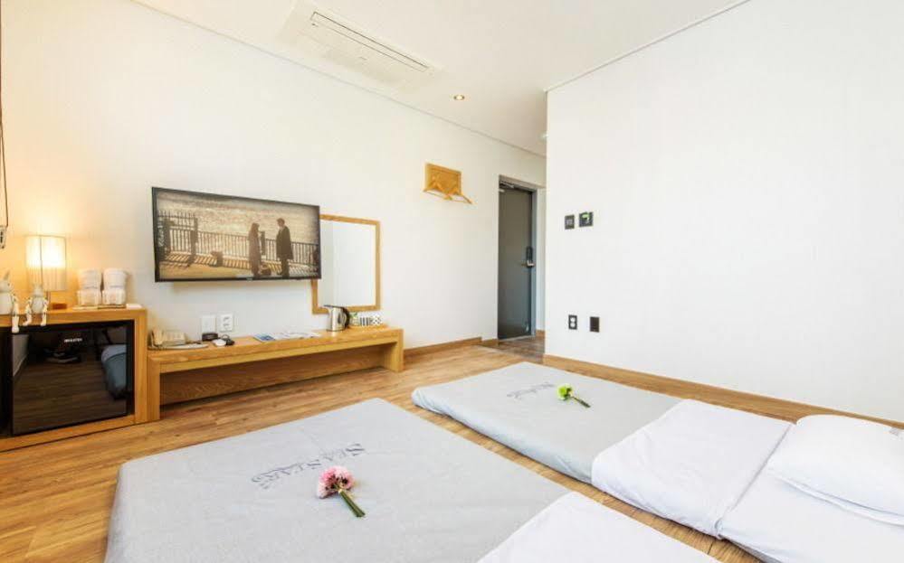 Sea Star Hostel Yeosu Dış mekan fotoğraf