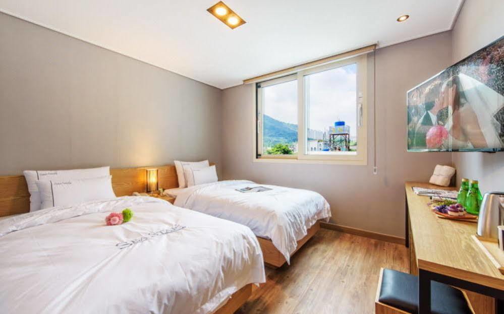 Sea Star Hostel Yeosu Dış mekan fotoğraf
