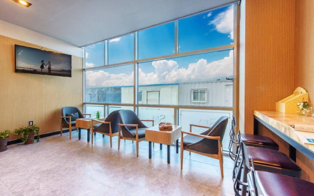 Sea Star Hostel Yeosu Dış mekan fotoğraf
